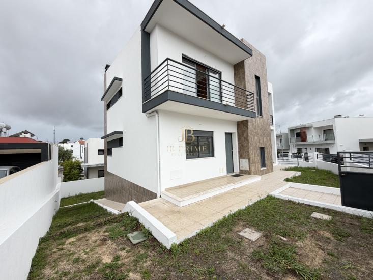 moradia-venda-almada-1097060
