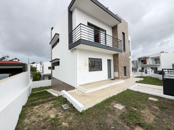 moradia-venda-almada-1097061