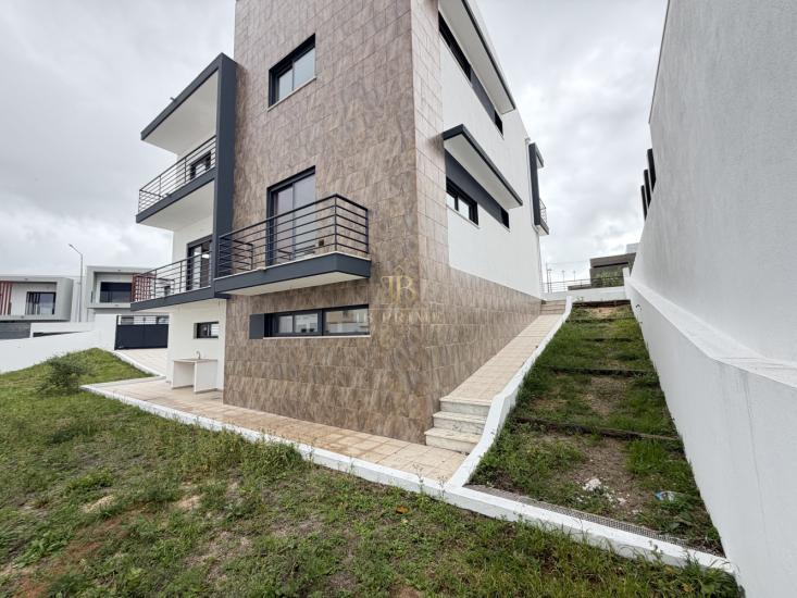 moradia-venda-almada-1097062