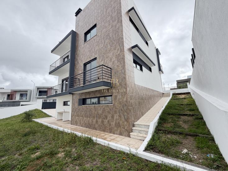 moradia-venda-almada-1097063