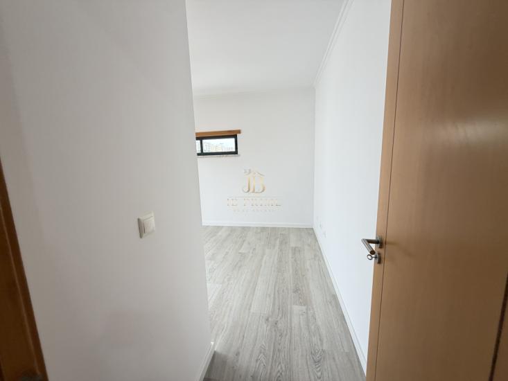 moradia-venda-almada-1097086