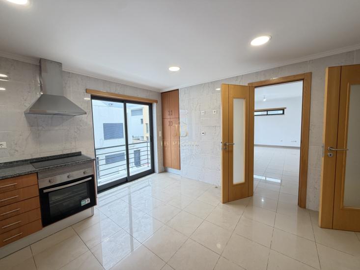moradia-venda-almada-1097099