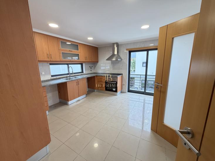moradia-venda-almada-1097100