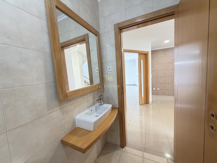 moradia-venda-almada-1097102